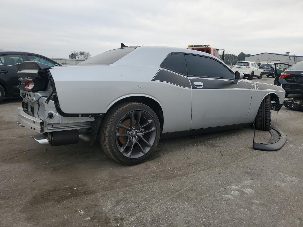 2023 DODGE CHALLENGER - Фото 3