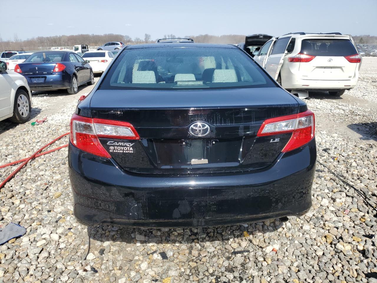 2014 TOYOTA CAMRY L - Фото 6