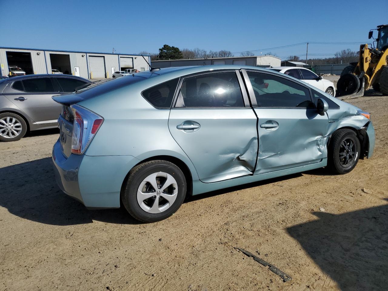 2015 TOYOTA PRIUS - Фото 3