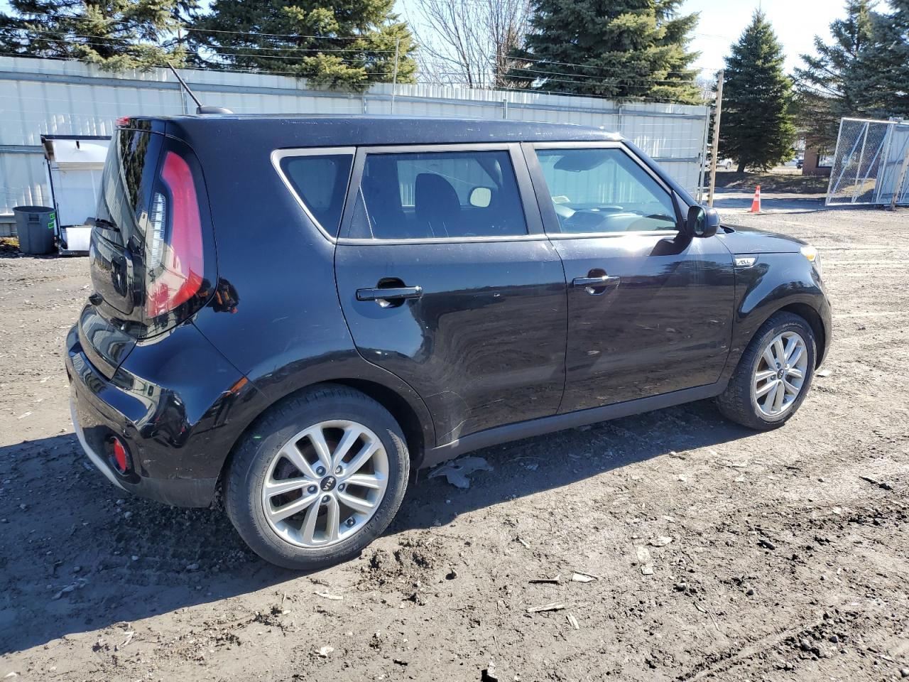 2019 KIA SOUL + - Image 3