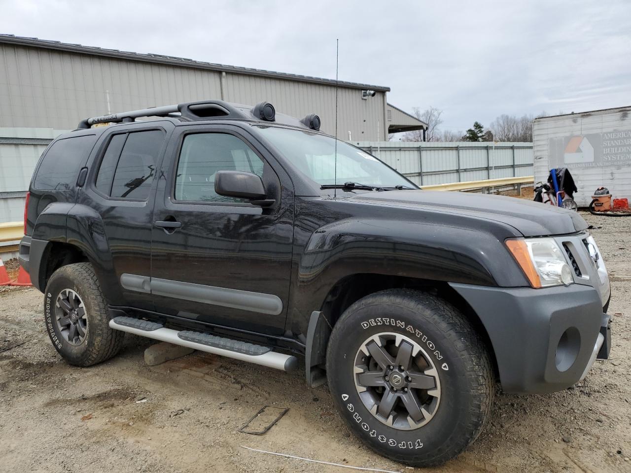 2014 NISSAN XTERRA X - Image 4