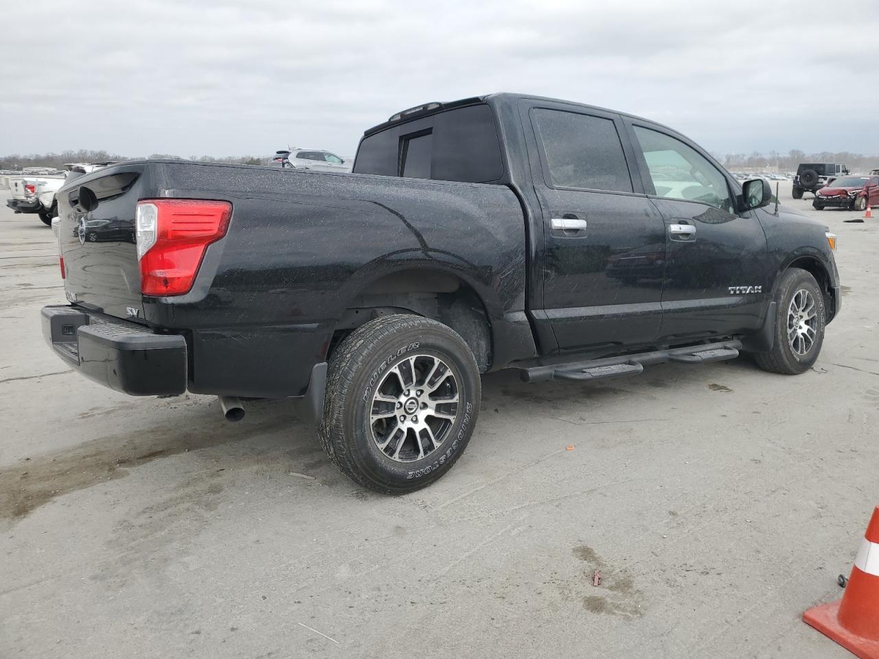 2021 NISSAN TITAN SV - Image 3