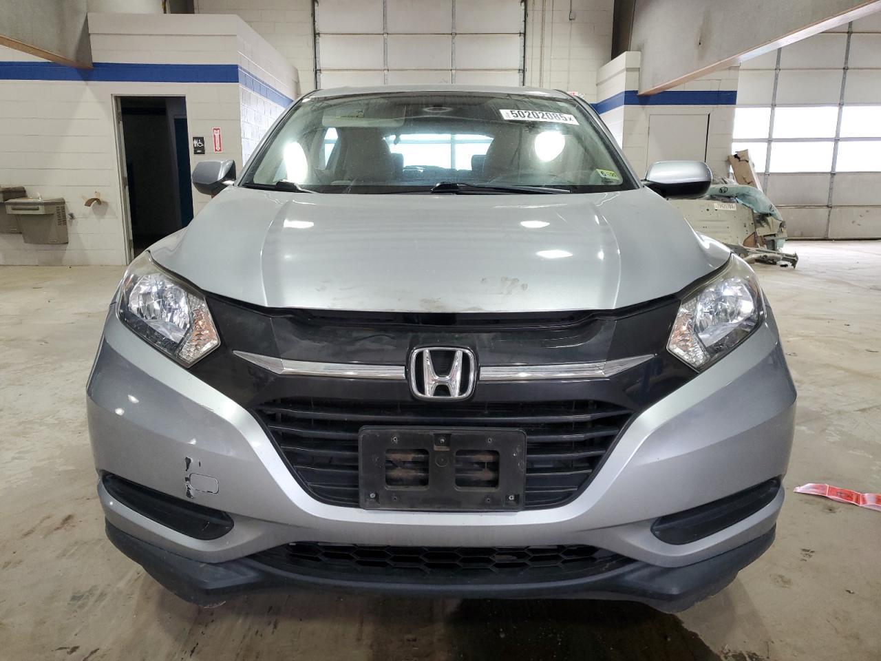2018 HONDA HR-V LX - Image 5
