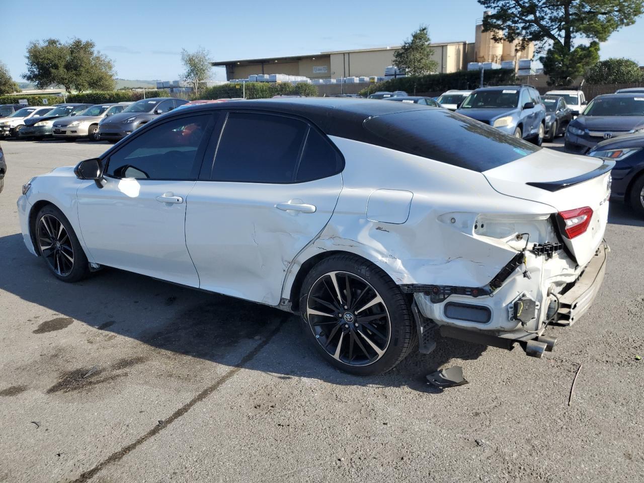 2018 TOYOTA CAMRY XSE - Фото 2