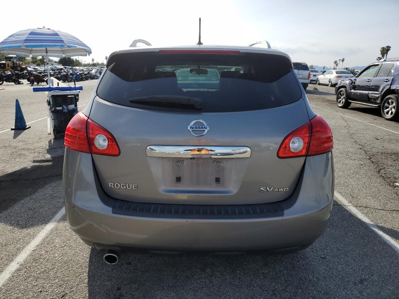 2013 NISSAN ROGUE S - Image 6