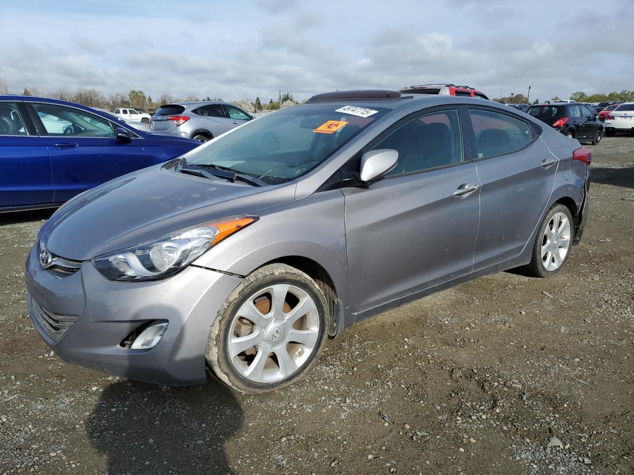 2013 HYUNDAI ELANTRA GL