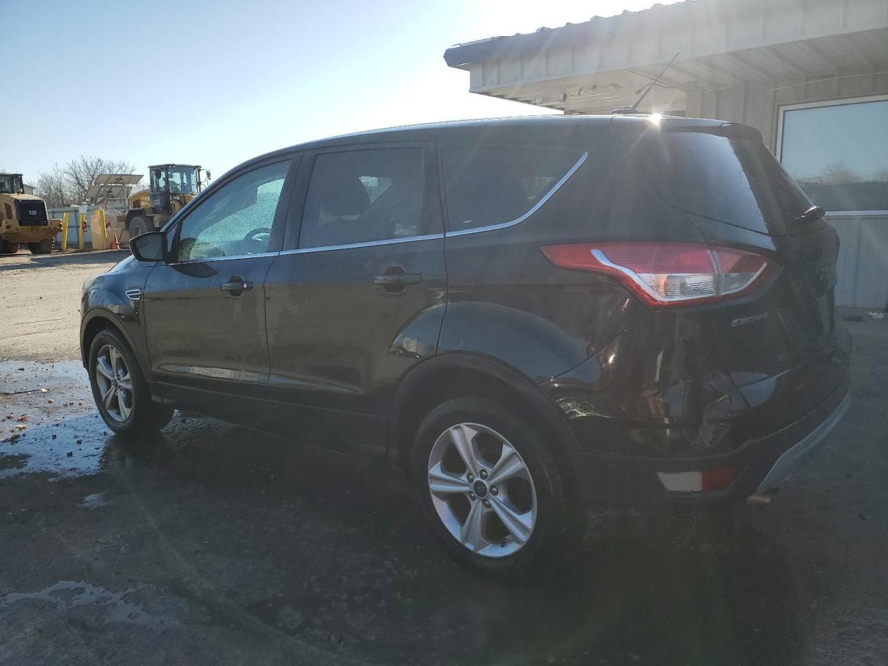2015 FORD ESCAPE SE - Image 2
