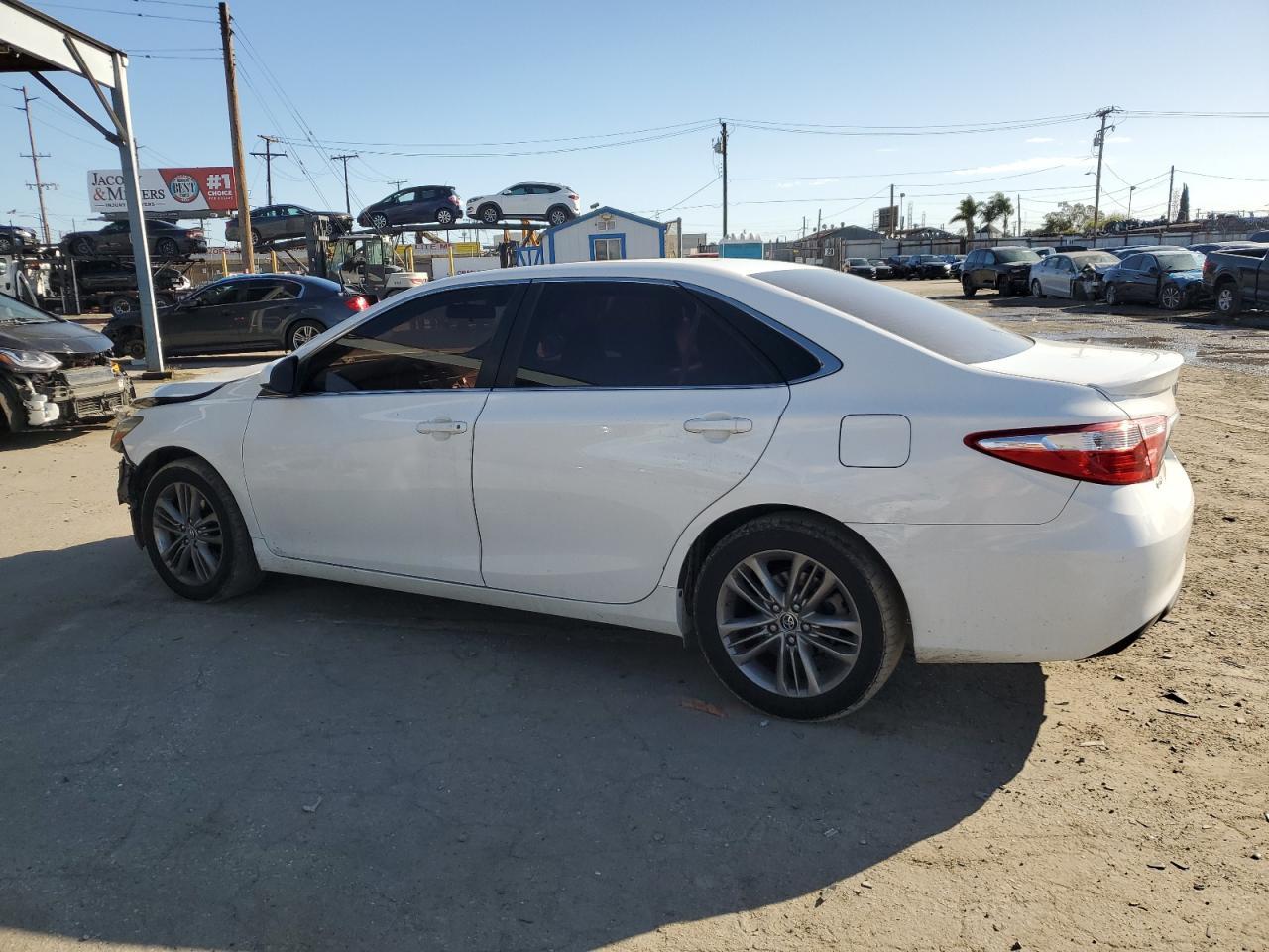 2015 TOYOTA CAMRY LE - Фото 2