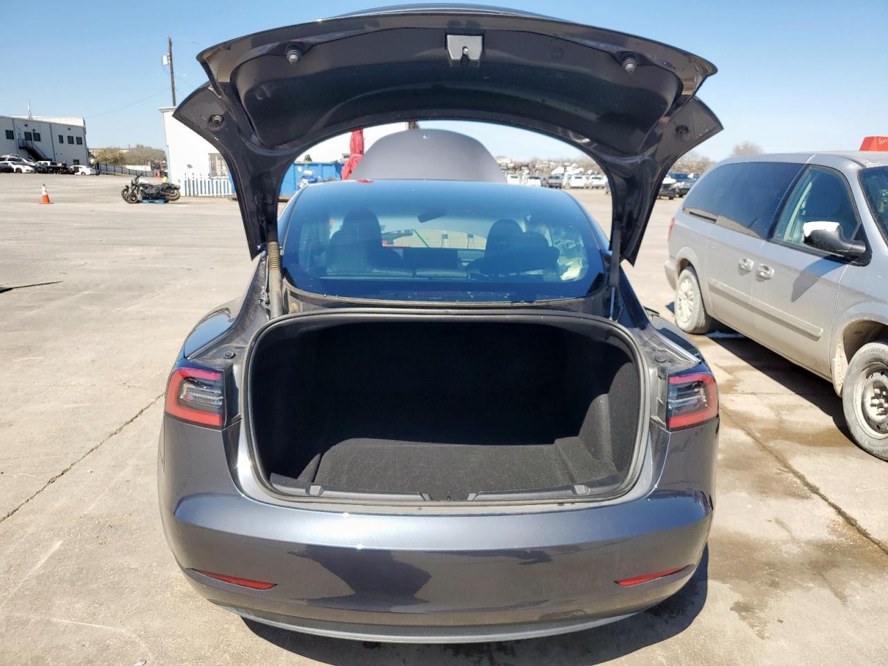 2023 TESLA MODEL 3 - Фото 6