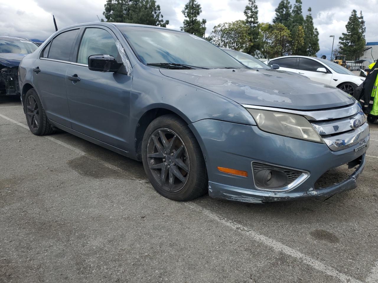 2011 FORD FUSION SEL - Image 4