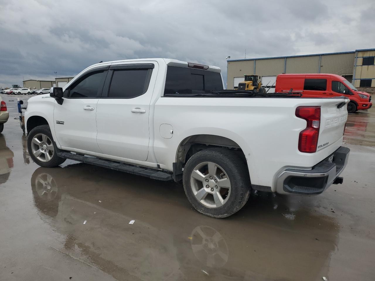 2019 CHEVROLET SILVERADO - Image 2