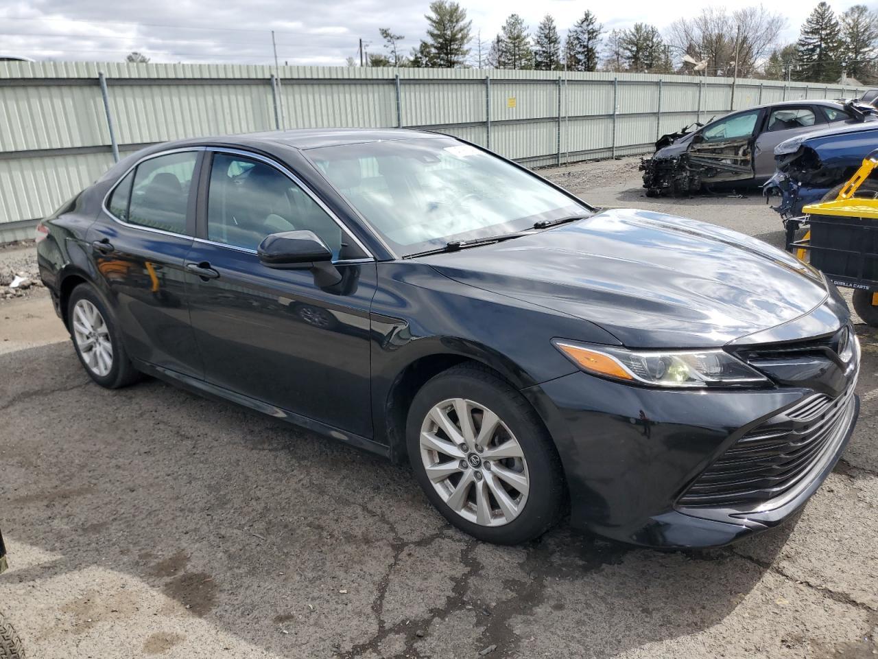 2018 TOYOTA CAMRY L - Image 4