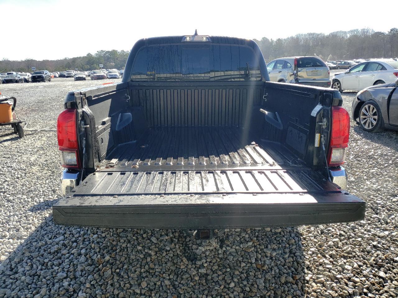 2018 TOYOTA TACOMA DOU - Фото 6