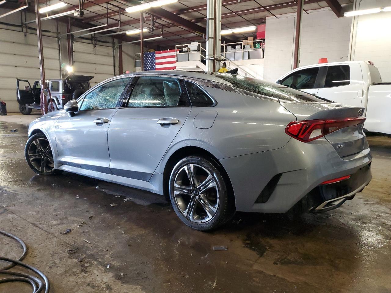 2021 KIA K5 EX - Фото 2
