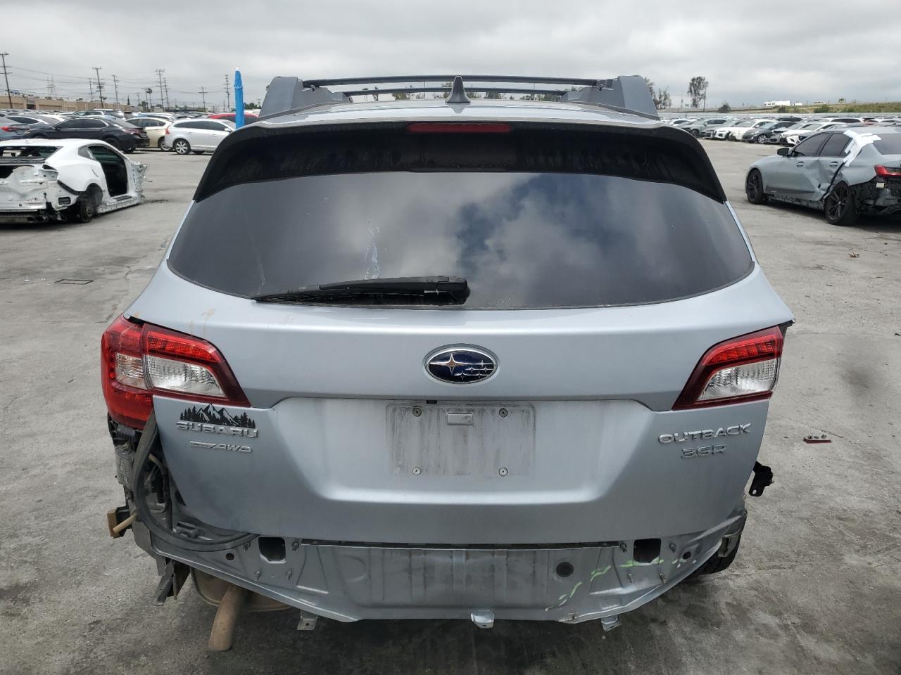 2018 SUBARU OUTBACK 3. - Image 6