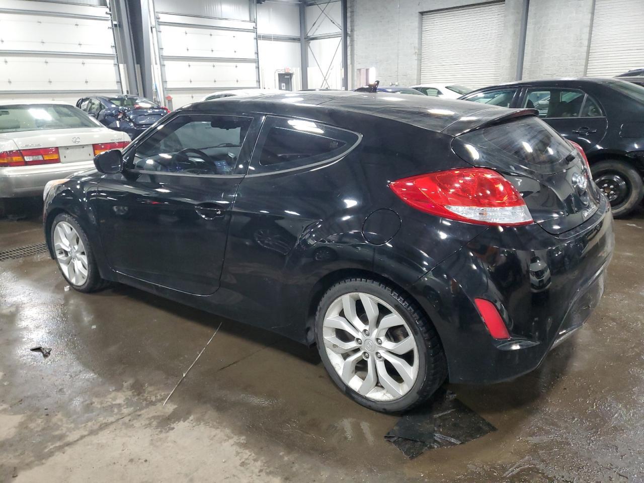 2013 HYUNDAI VELOSTER - Фото 2