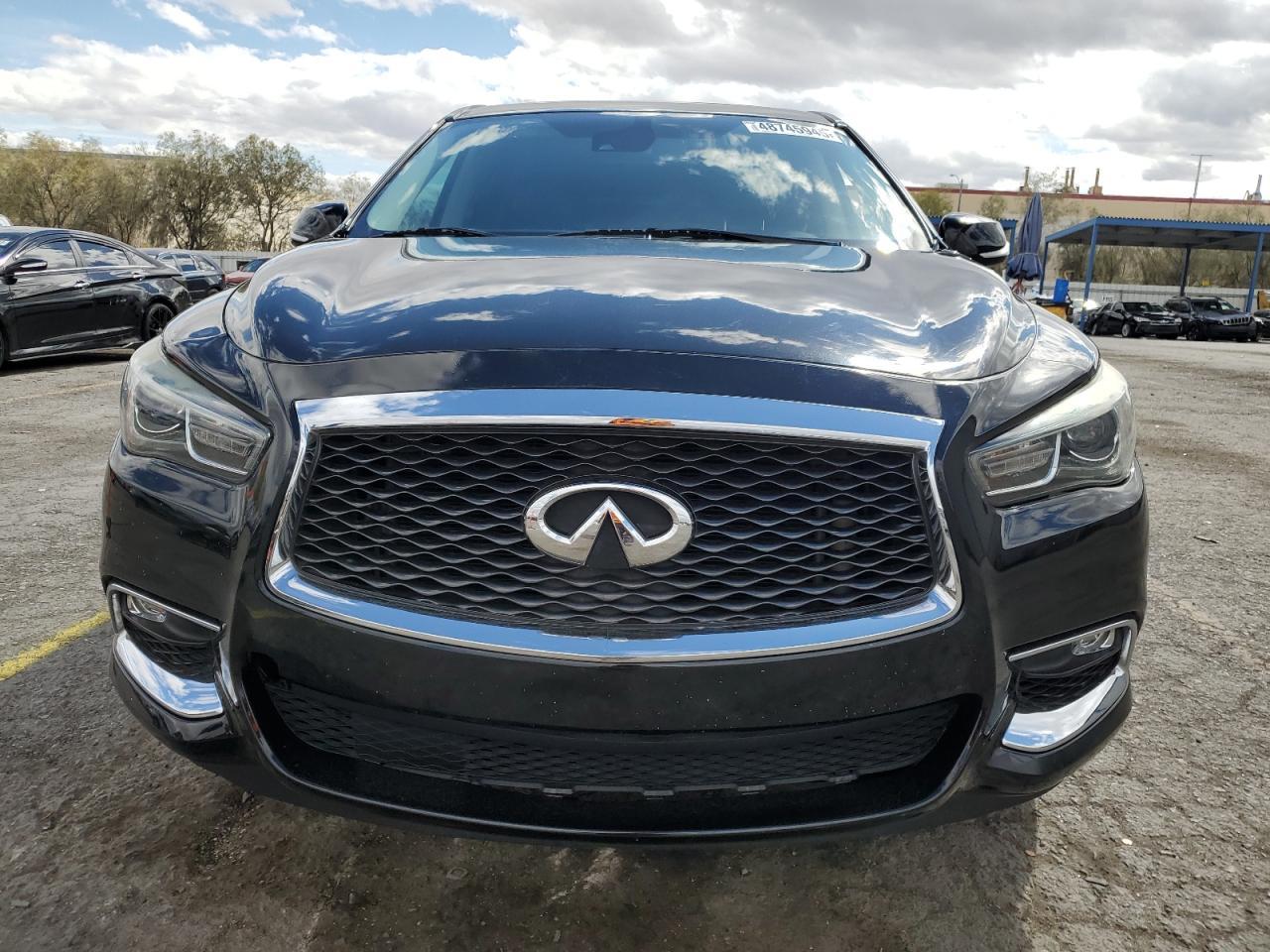 2019 INFINITI QX60 LUXE - Image 5