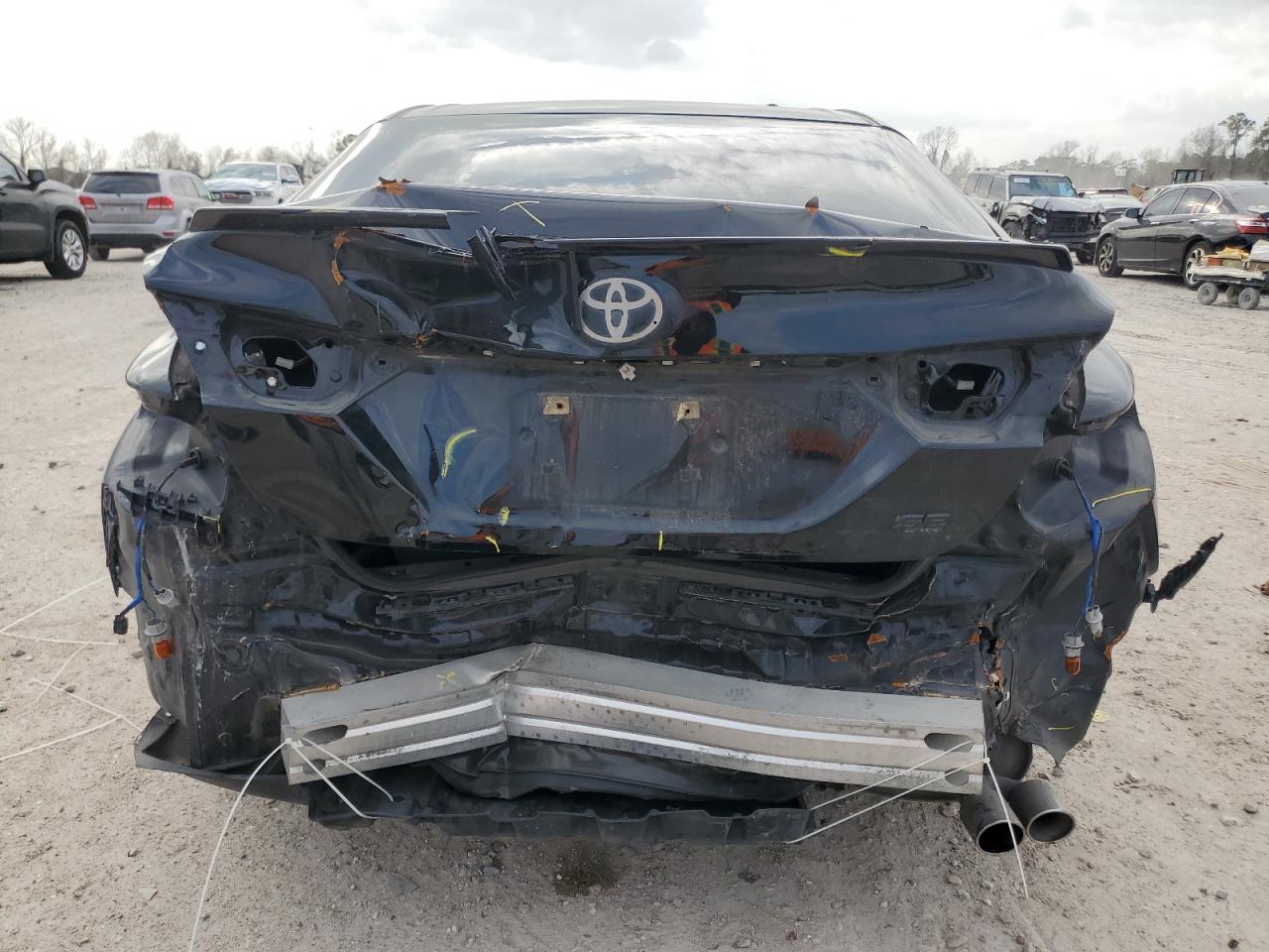 2018 TOYOTA CAMRY L - Фото 6