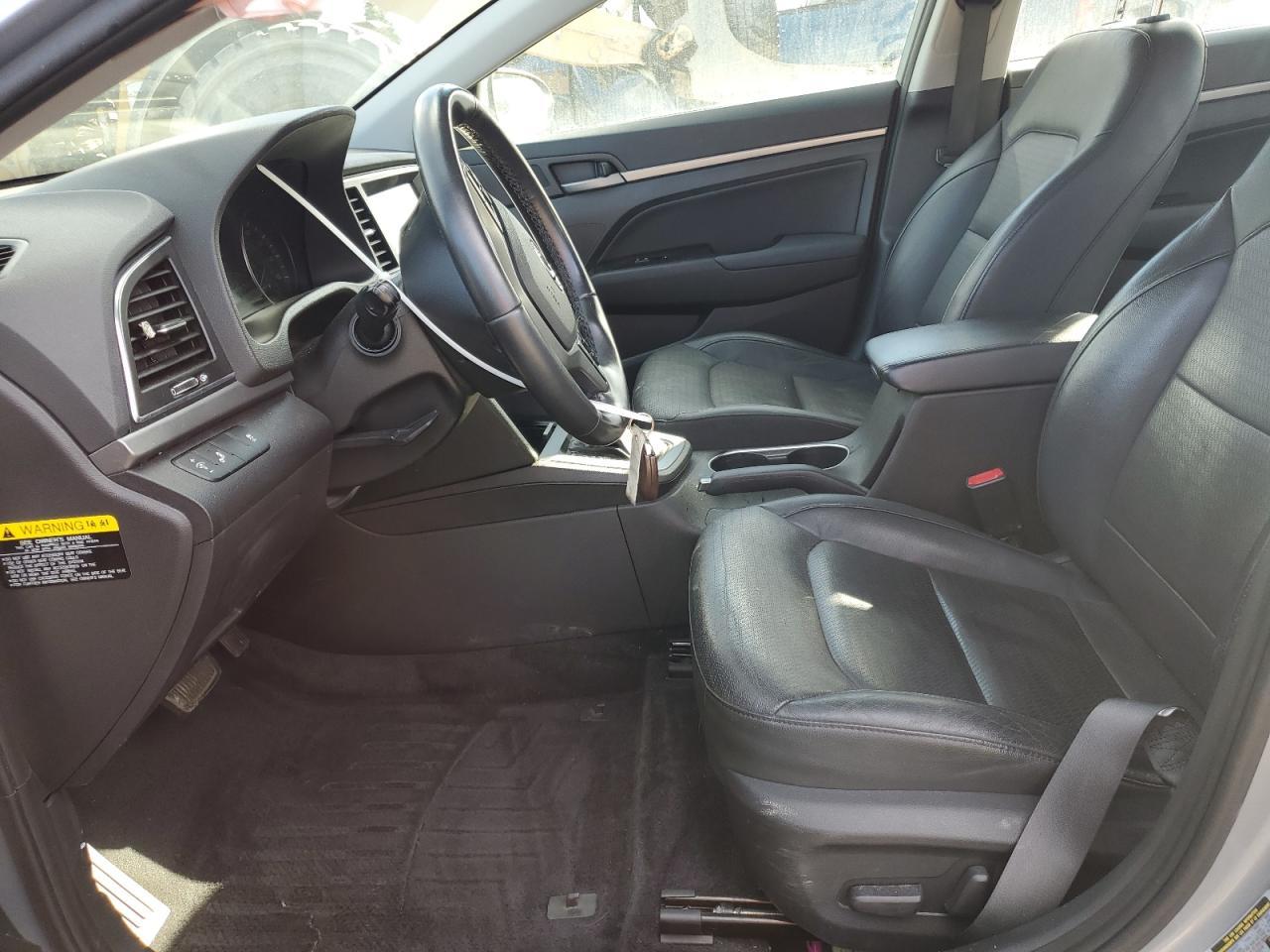 2017 HYUNDAI ELANTRA SE - Image 7