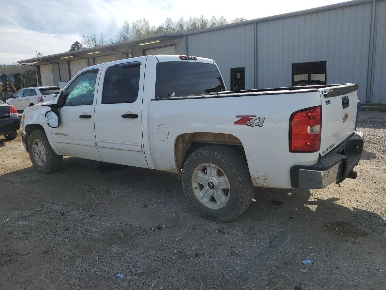 2012 CHEVROLET SILVERADO - Image 2