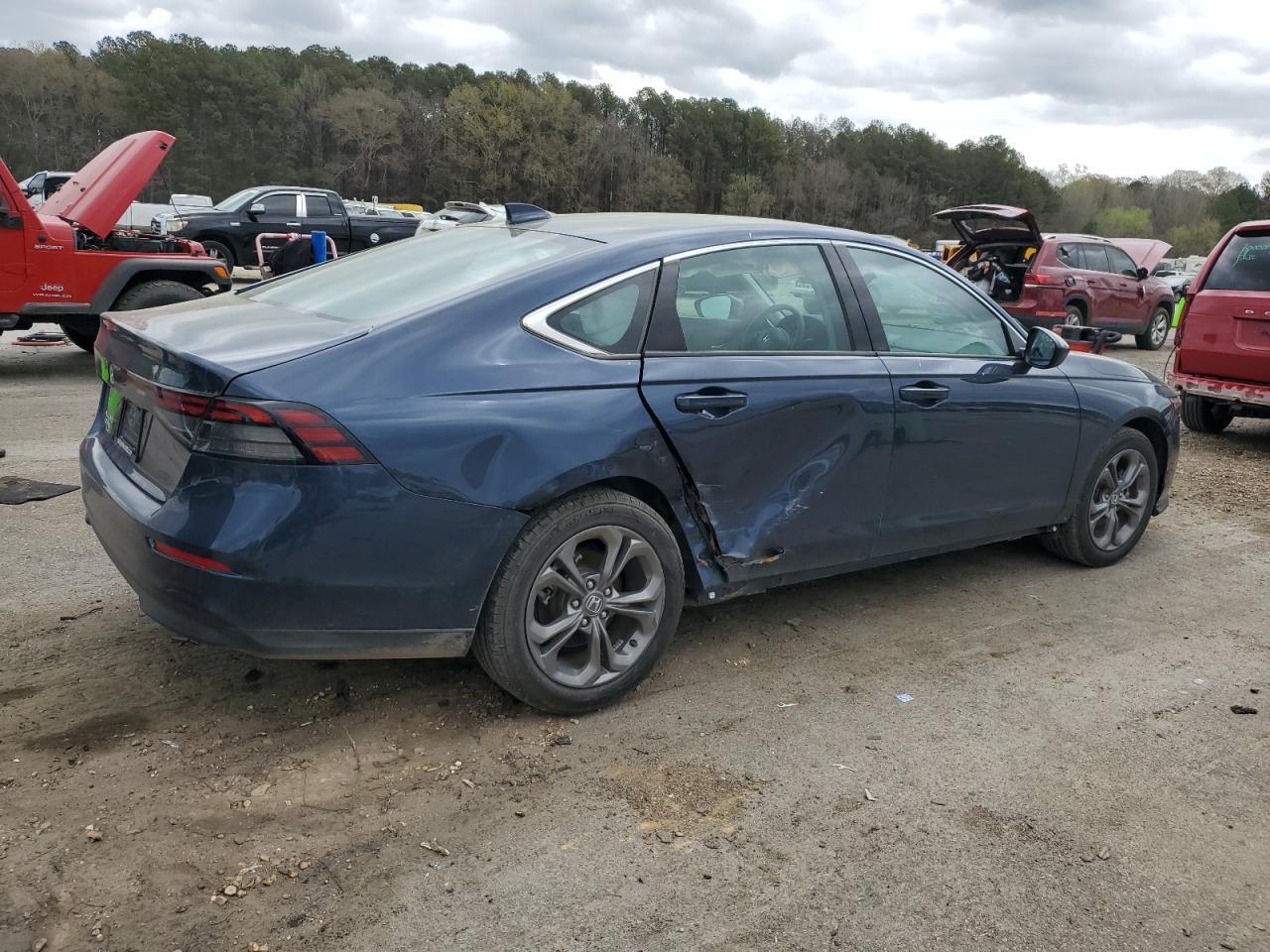 2024 HONDA ACCORD EX - Фото 3