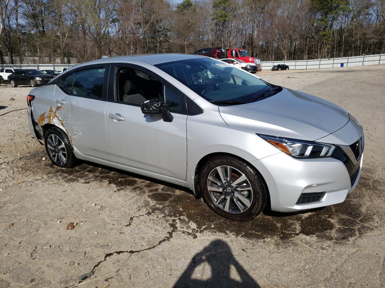 2021 NISSAN VERSA SV - Фото 4