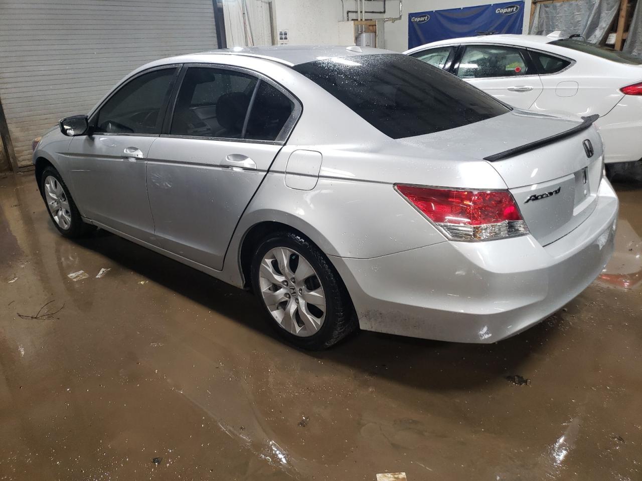 2010 HONDA ACCORD EXL - Image 2