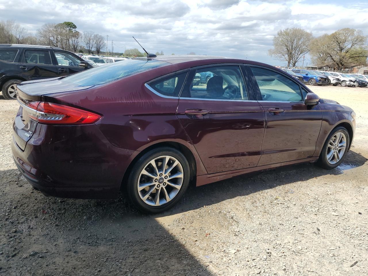 2017 FORD FUSION SE - Фото 3