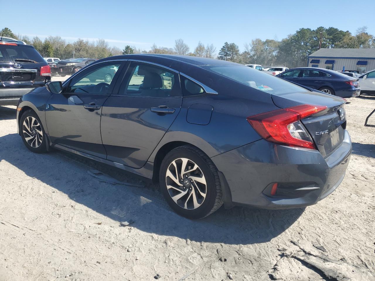 2016 HONDA CIVIC EX - Image 2