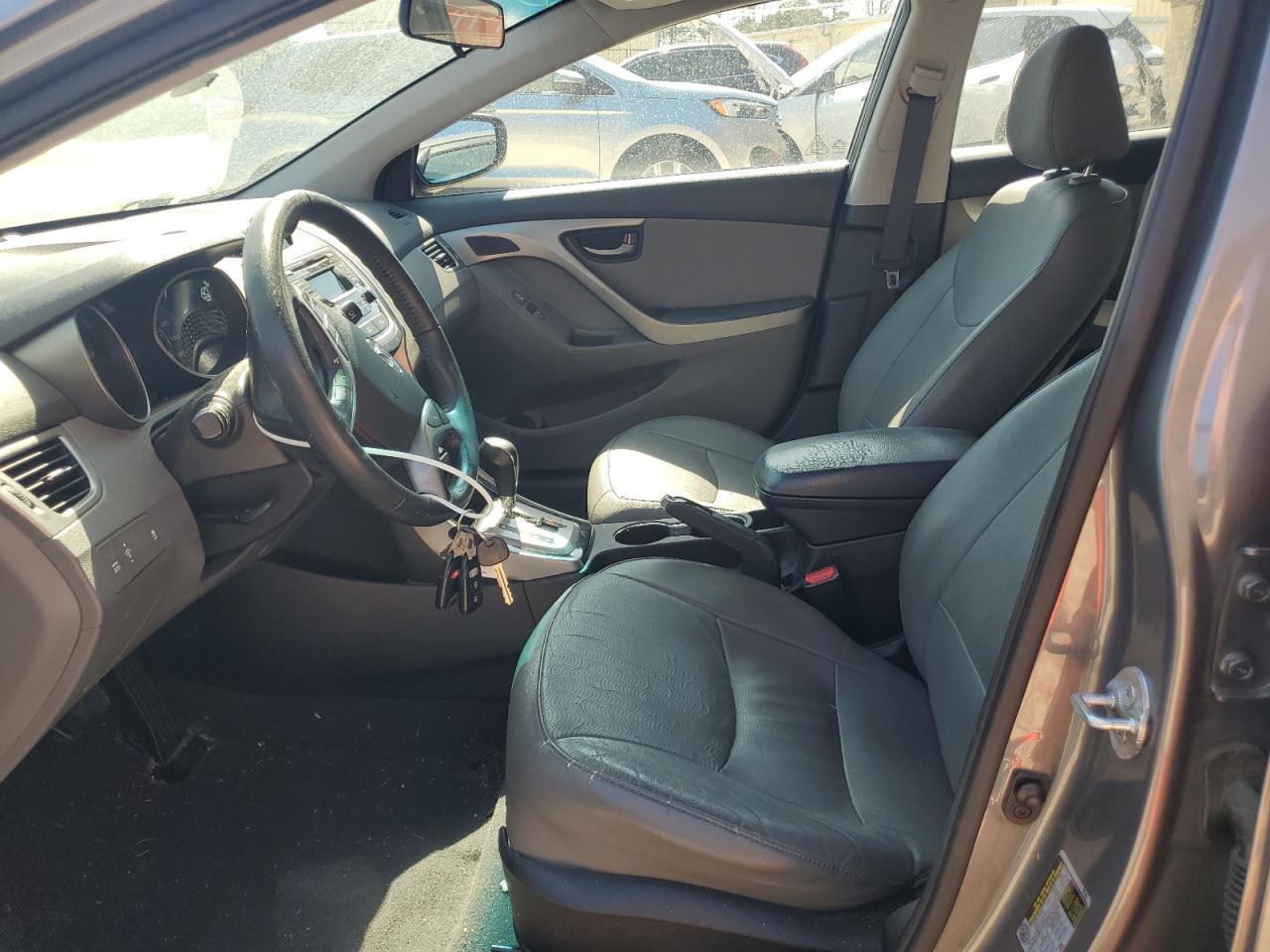 2013 HYUNDAI ELANTRA GL - Image 7