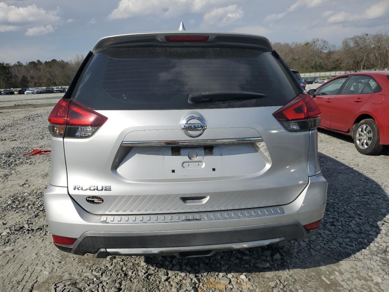 2018 NISSAN ROGUE S - Фото 6