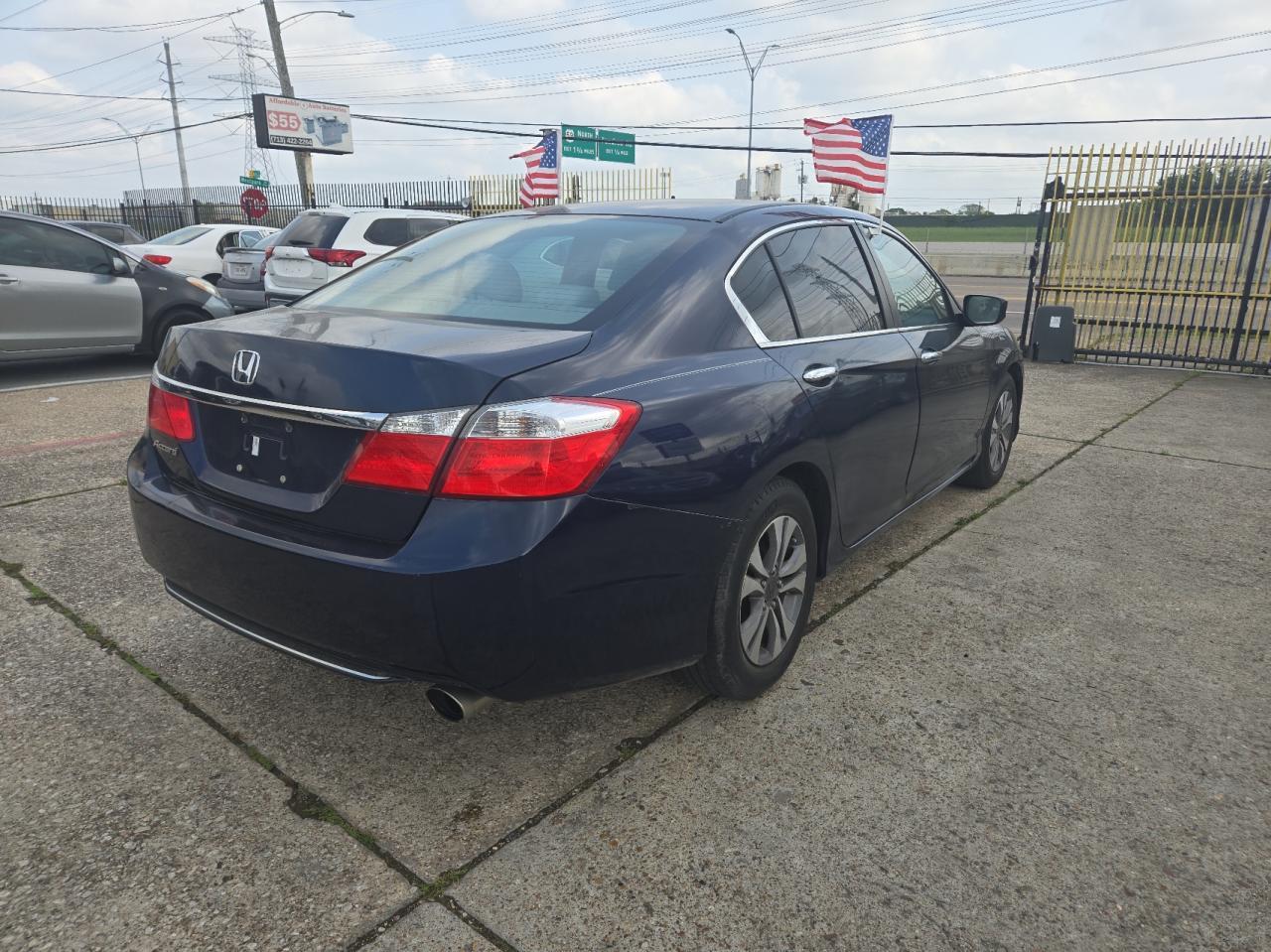 2014 HONDA ACCORD LX - Фото 4