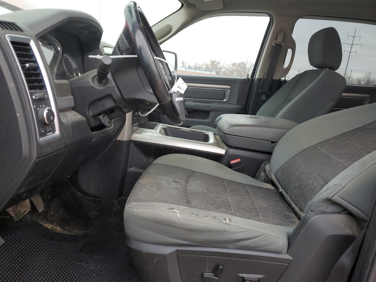 2015 RAM 1500 SLT - Image 7