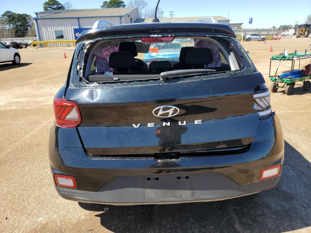 2023 HYUNDAI VENUE SEL - Фото 6