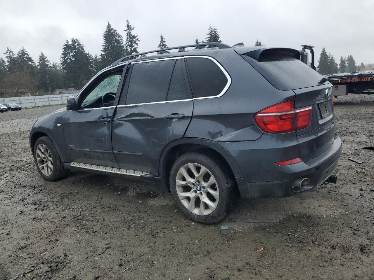 2013 BMW X5 XDRIVE3 - Image 2