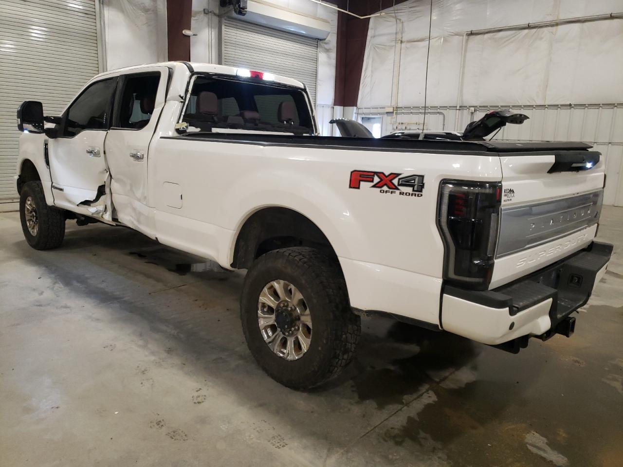 2017 FORD F350 SUPER - Image 2