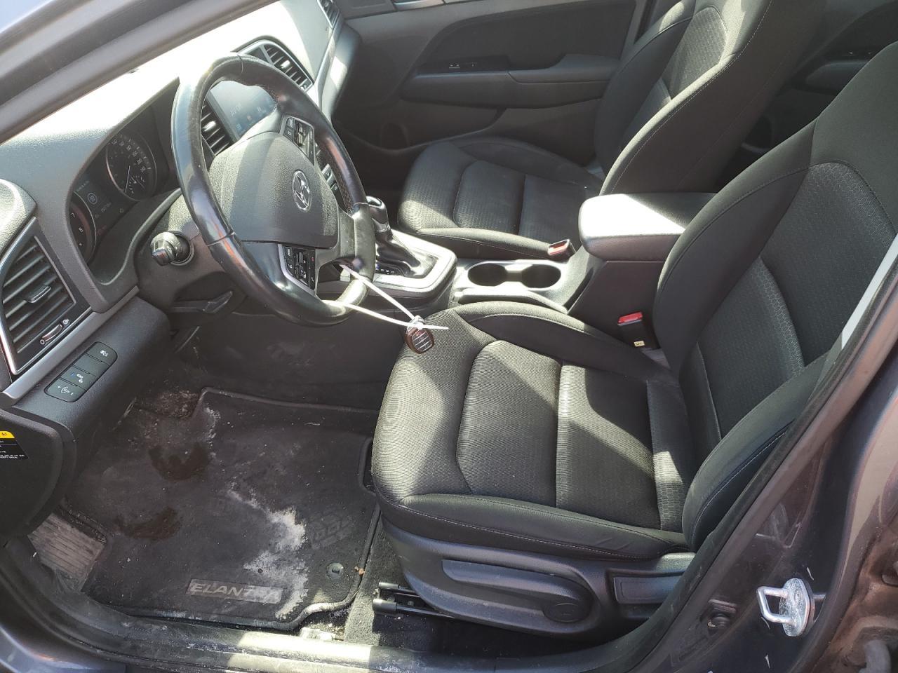 2017 HYUNDAI ELANTRA SE - Фото 7