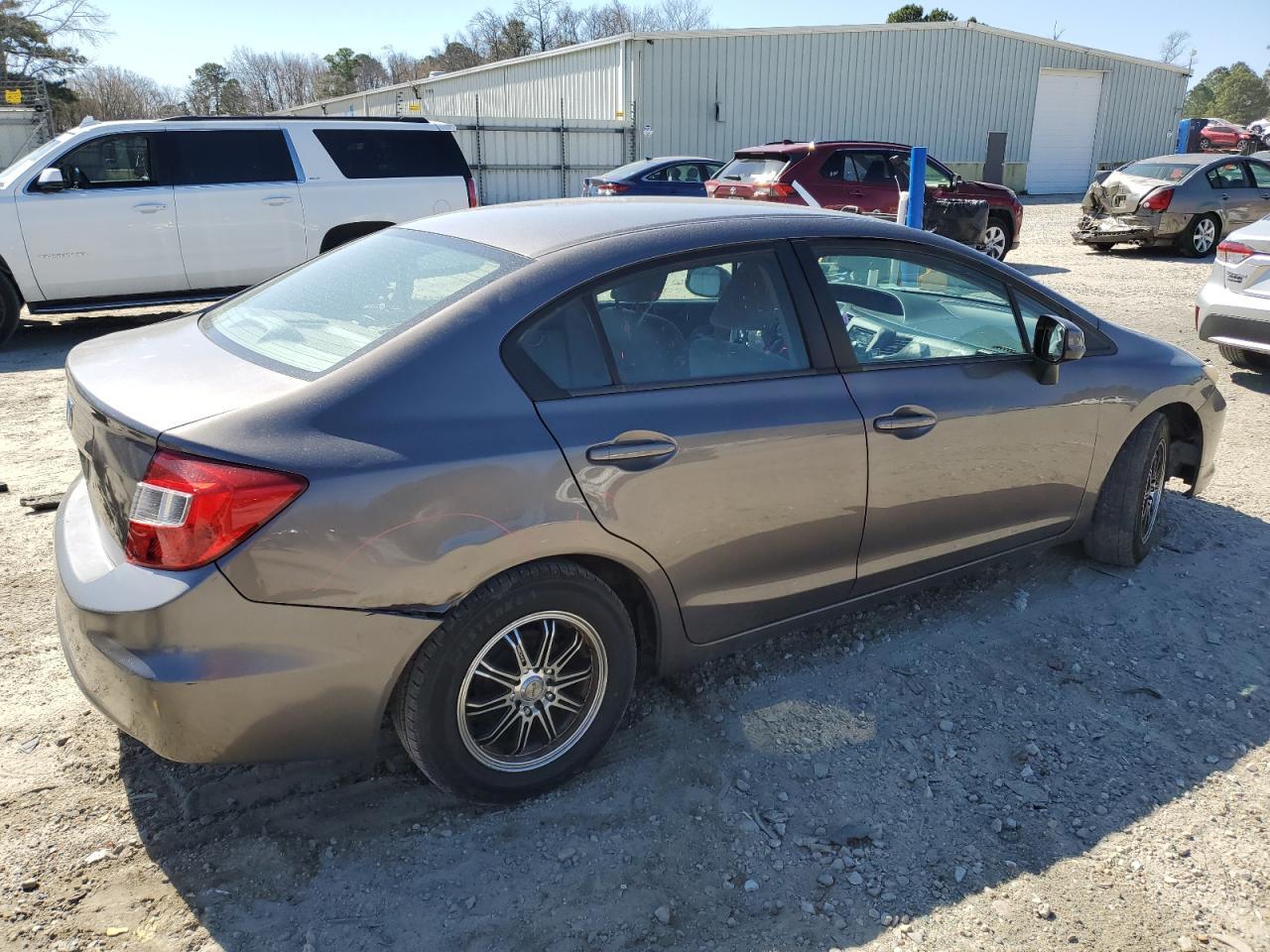 2012 HONDA CIVIC LX - Фото 3