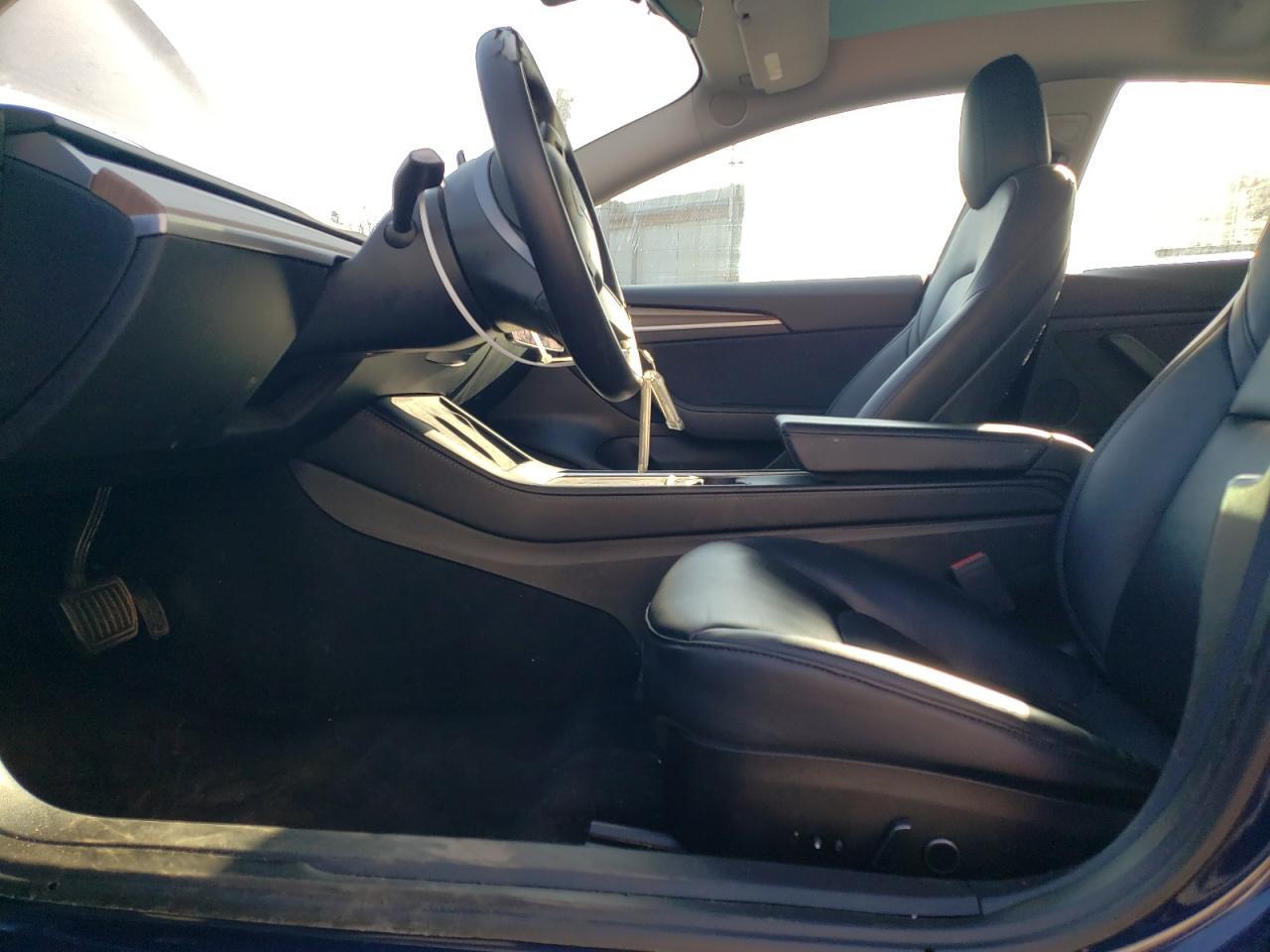 2022 TESLA MODEL 3 - Фото 7