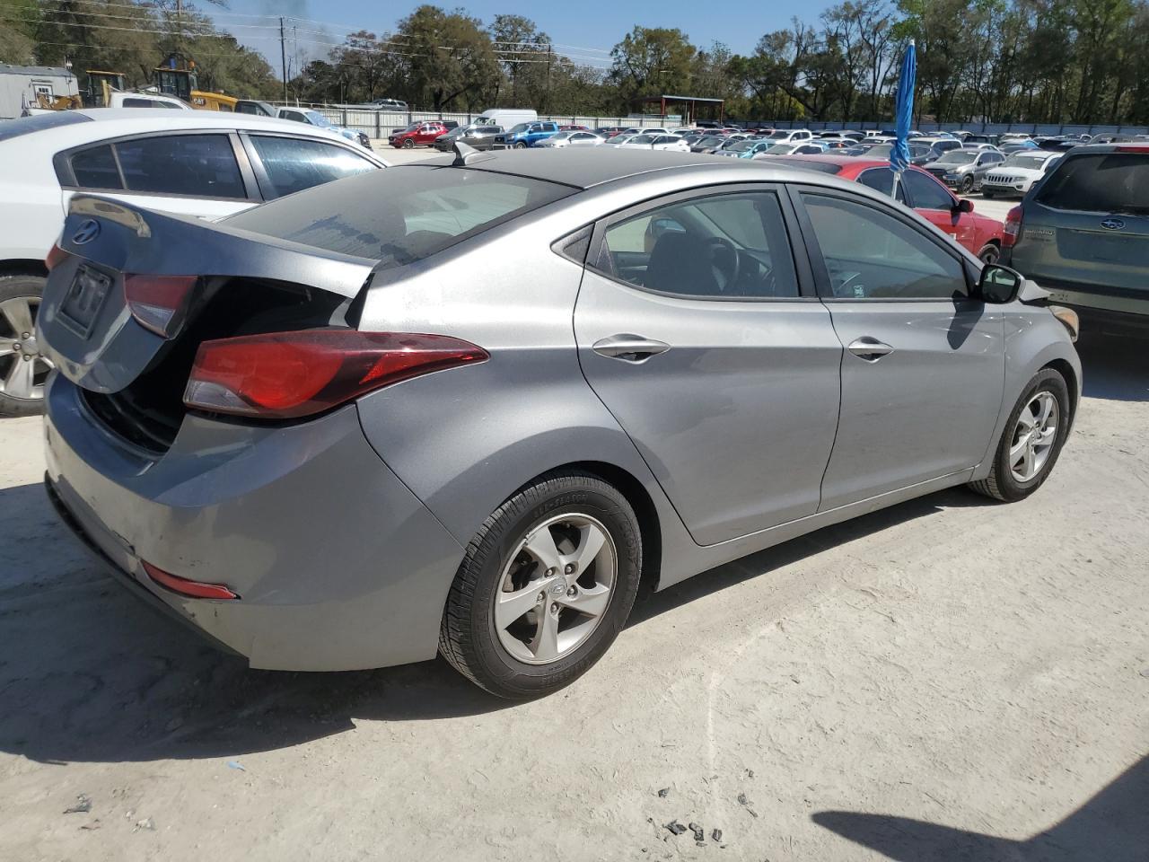 2014 HYUNDAI ELANTRA SE - Image 3