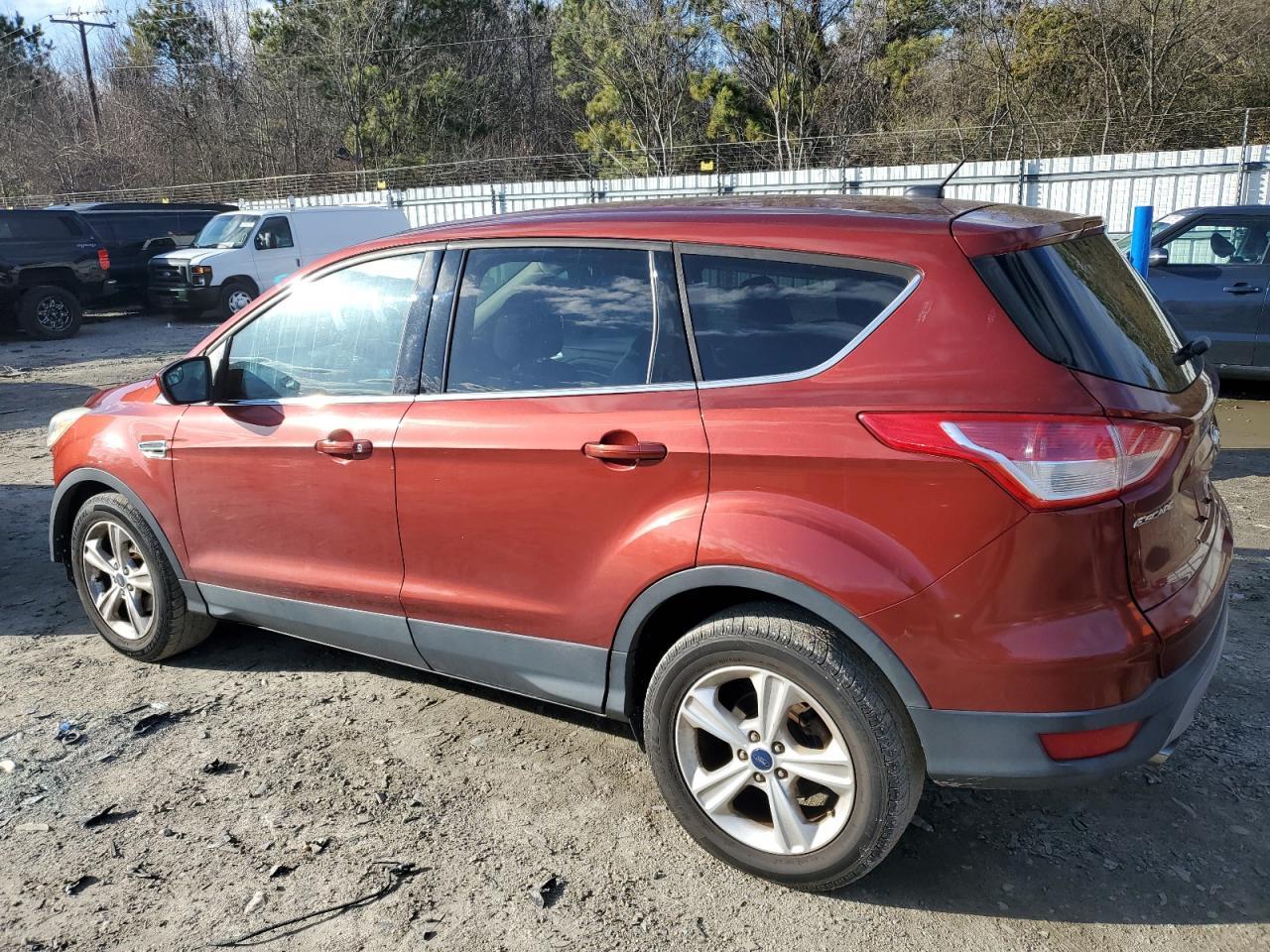 2015 FORD ESCAPE SE - Image 2