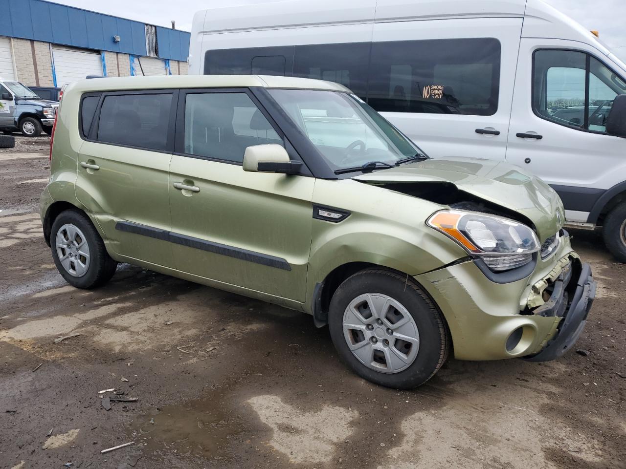2013 KIA SOUL - Image 4