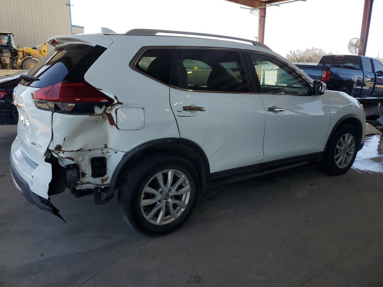2017 NISSAN ROGUE S - Фото 3
