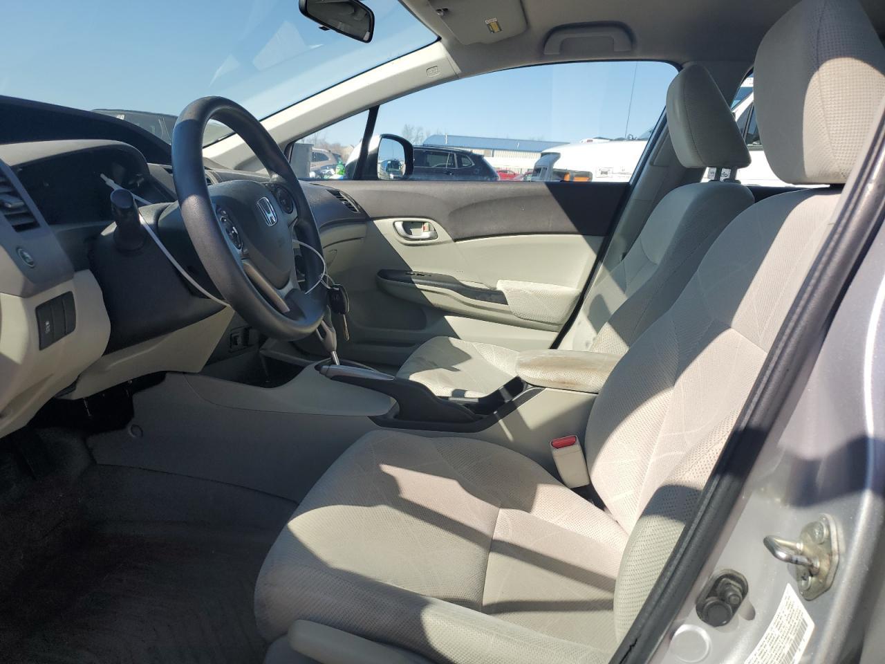 2012 HONDA CIVIC LX - Фото 7