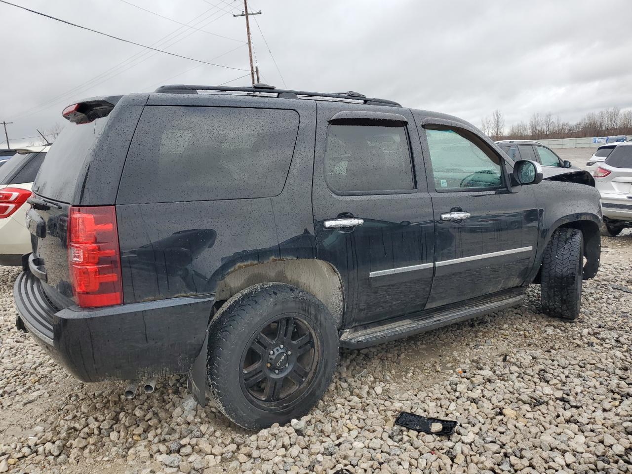 2011 CHEVROLET TAHOE K150 - Image 3