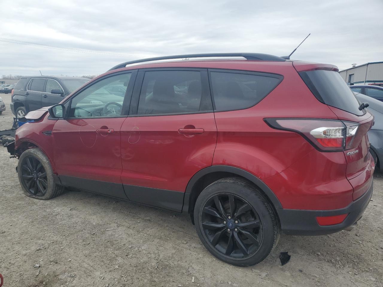 2017 FORD ESCAPE SE - Фото 2