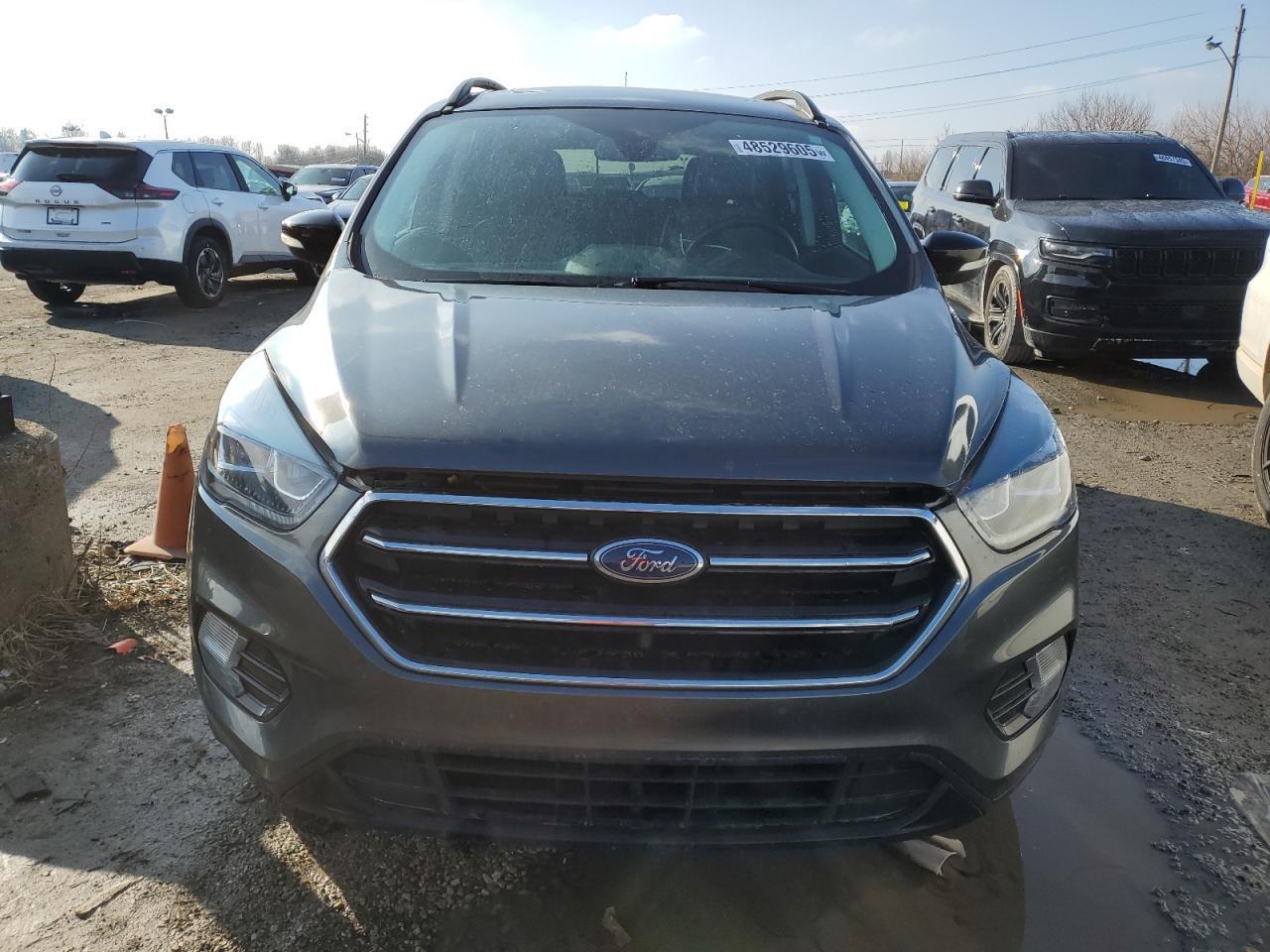 2017 FORD ESCAPE TIT - Image 5