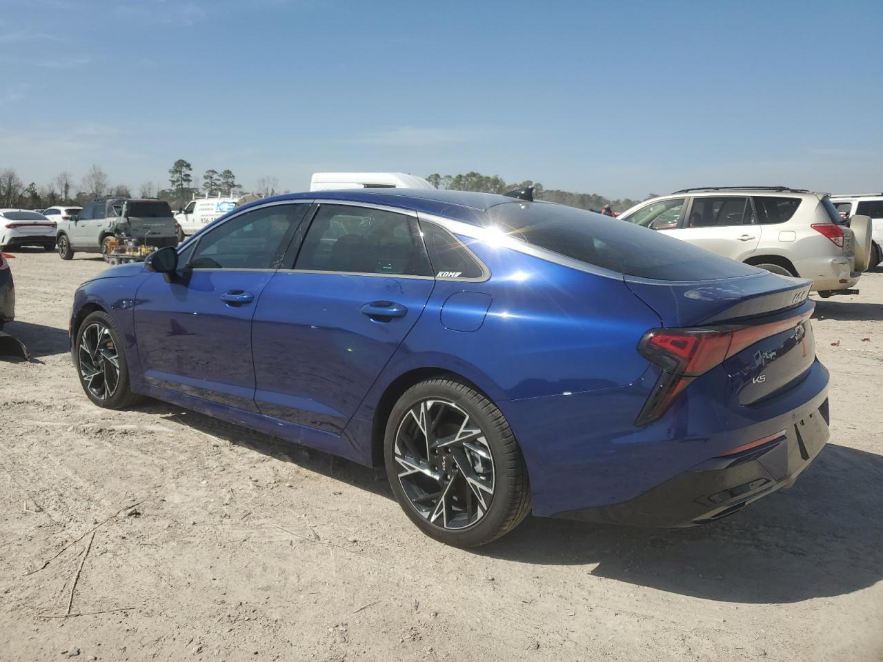 2025 KIA K5 GT LINE - Image 2