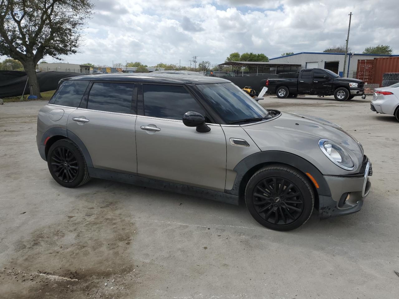 2016 MINI COOPER CLU - Фото 4