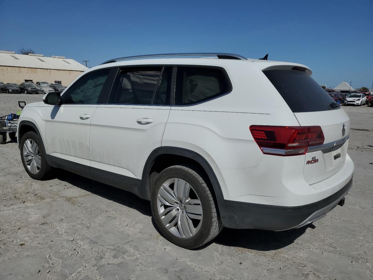 2019 VOLKSWAGEN ATLAS SE - Фото 2